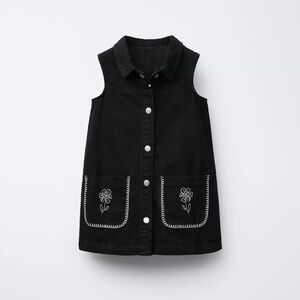 Zara Black Sleeveless Button-Front Kids Dress with Embroidered Pockets